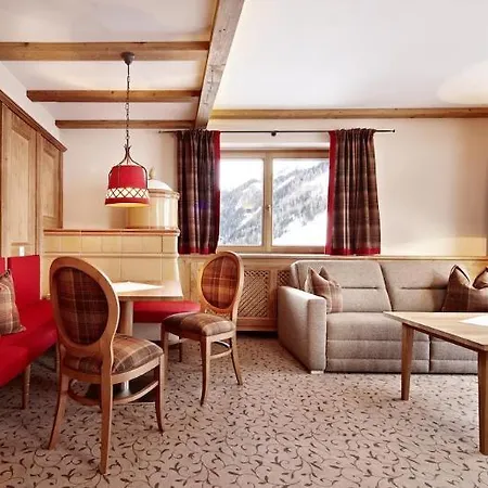 Berghof Crystal & Sports 턱스