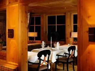 Hotel Berghof Crystal & Sports Tux