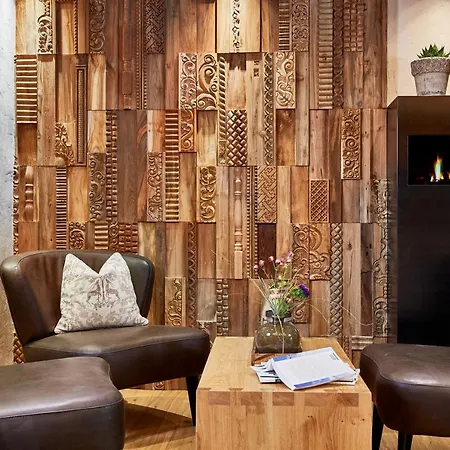 Berghof Crystal & Sports 호텔 4*