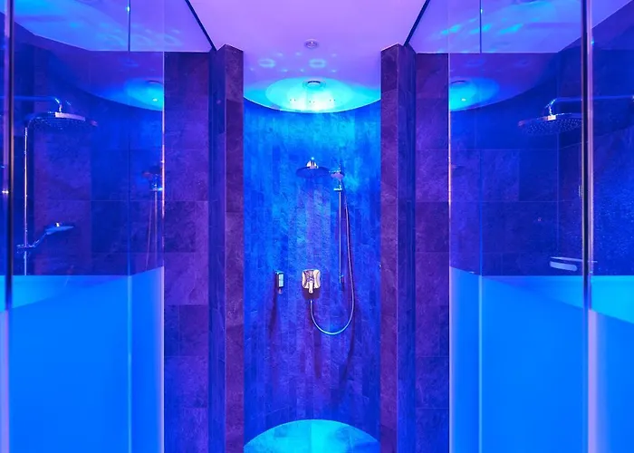 Berghof Crystal & Sports 4* Tux