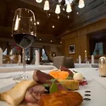 Berghof Crystal & Sports Hotel 4*
