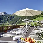 Berghof Crystal & Sports