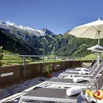 Berghof Crystal & Sports Szálloda 4*