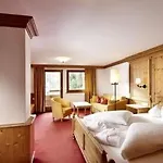 Berghof Crystal & Sports