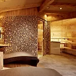Berghof Crystal & Sports 4*